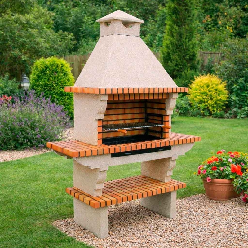 Barbecue en brique CS114-80 avec grill 80 cm installé dans un jardin